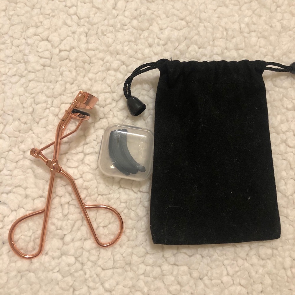 Rose gold eyelash curling kit (brand new)